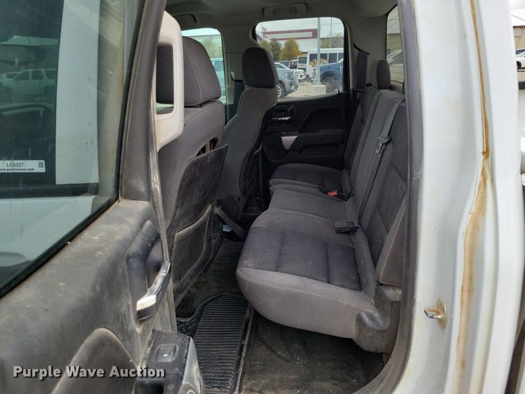 image for item LG9327 2014 Chevrolet Silverado 1500  Double Cab pickup truck