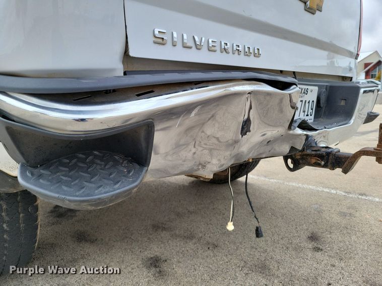 image for item LG9327 2014 Chevrolet Silverado 1500  Double Cab pickup truck