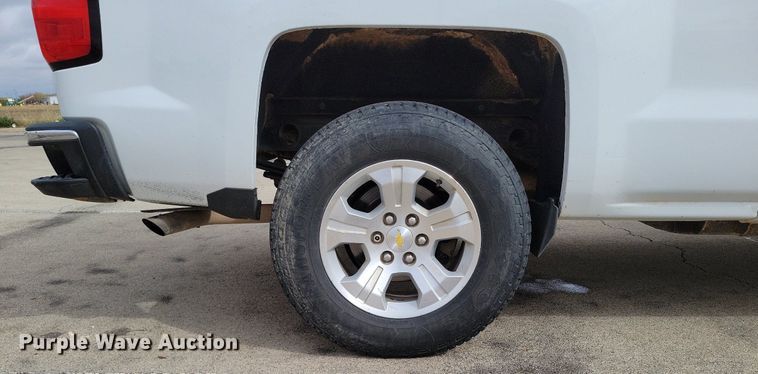 image for item LG9327 2014 Chevrolet Silverado 1500  Double Cab pickup truck