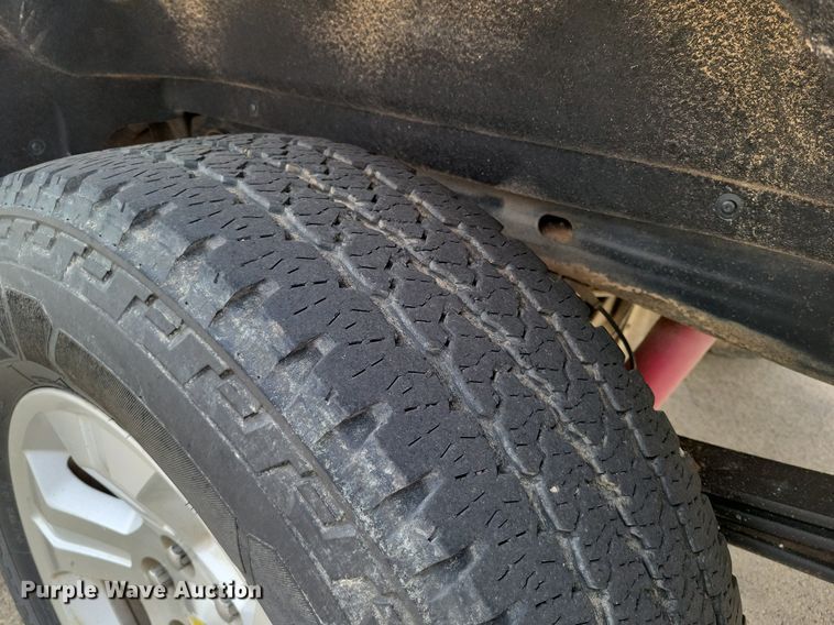 image for item LG9327 2014 Chevrolet Silverado 1500  Double Cab pickup truck