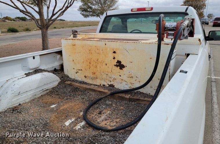 image for item LG9329 2006 Chevrolet Silverado 1500  pickup truck