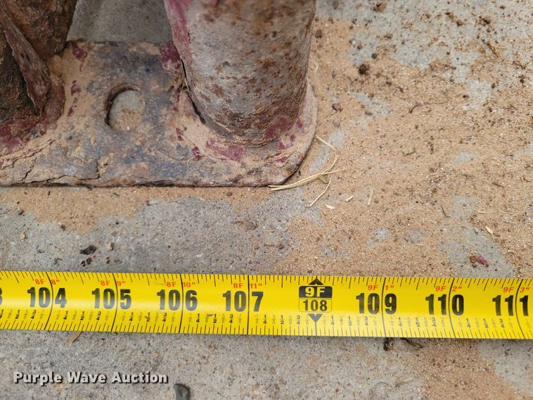 image for item LG9331 Priefert roping chute