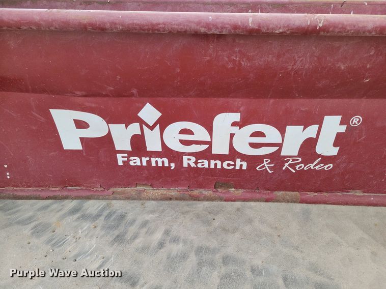 image for item LG9331 Priefert roping chute