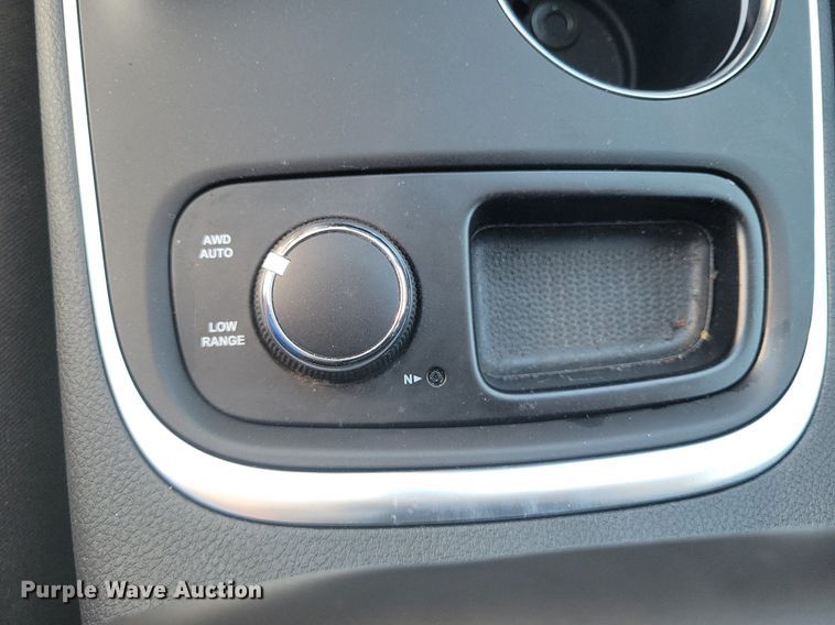 image for item LG9332 2019 Dodge Durango  SUV