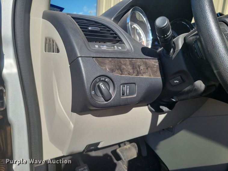 image for item LG9337 2011 Dodge Grand Caravan  van