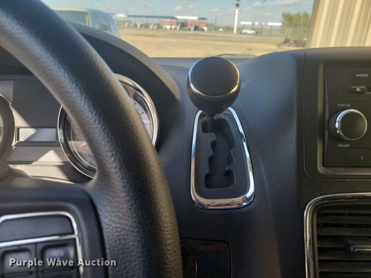 image for item LG9337 2011 Dodge Grand Caravan  van