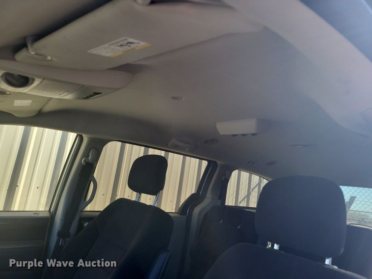 image for item LG9337 2011 Dodge Grand Caravan  van