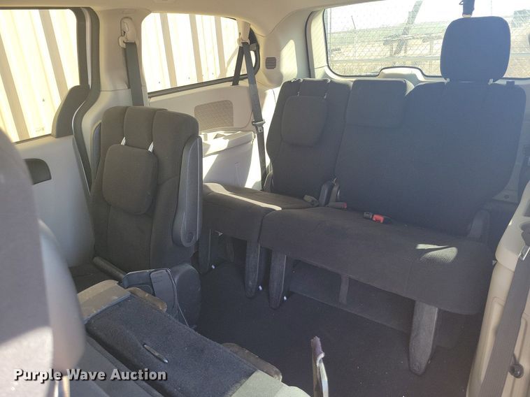 image for item LG9337 2011 Dodge Grand Caravan  van