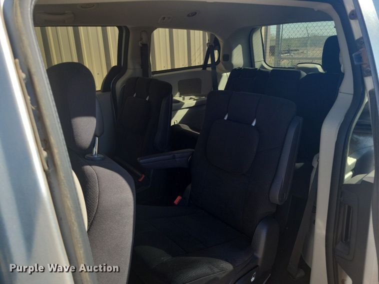 image for item LG9337 2011 Dodge Grand Caravan  van