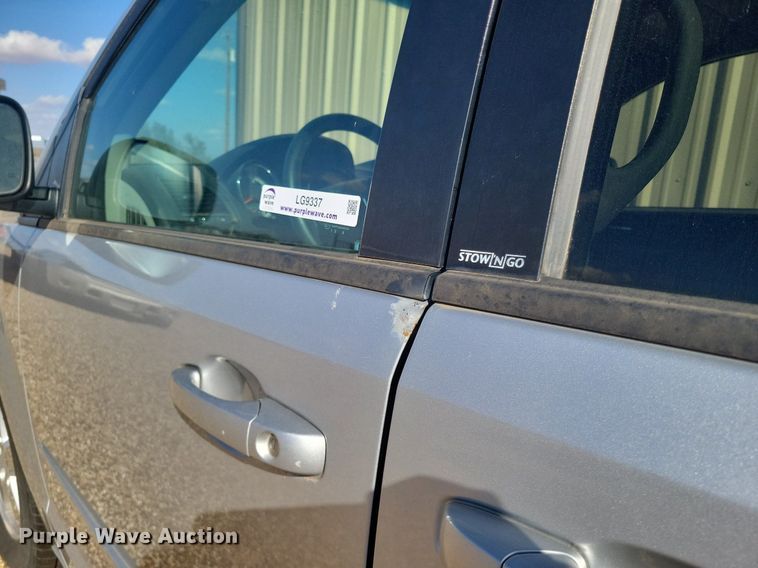 image for item LG9337 2011 Dodge Grand Caravan  van