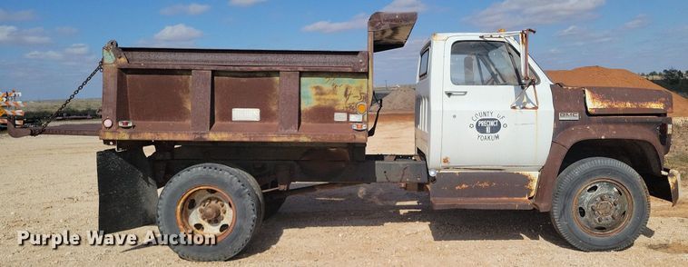 image for item LG9340 1974 GMC 6000  dump truck