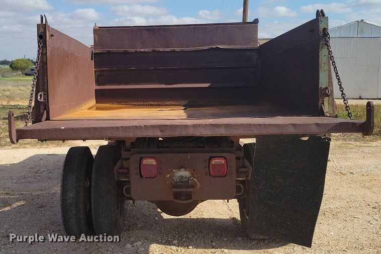 image for item LG9340 1974 GMC 6000  dump truck