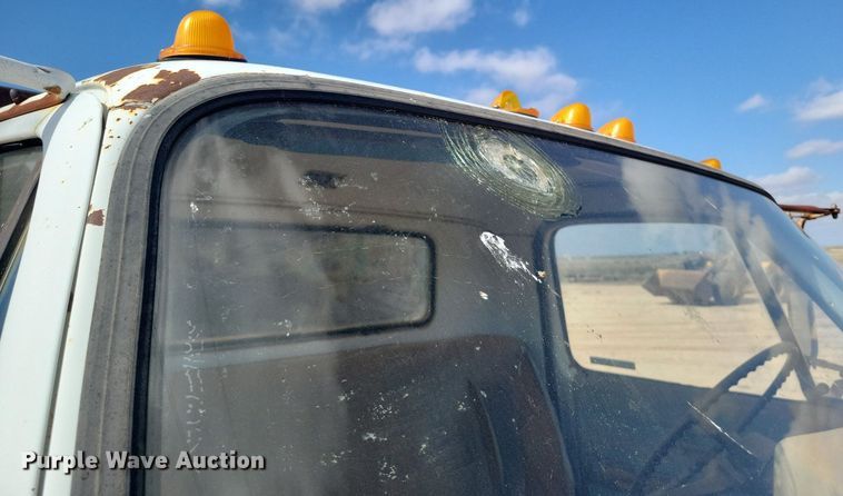 image for item LG9340 1974 GMC 6000  dump truck