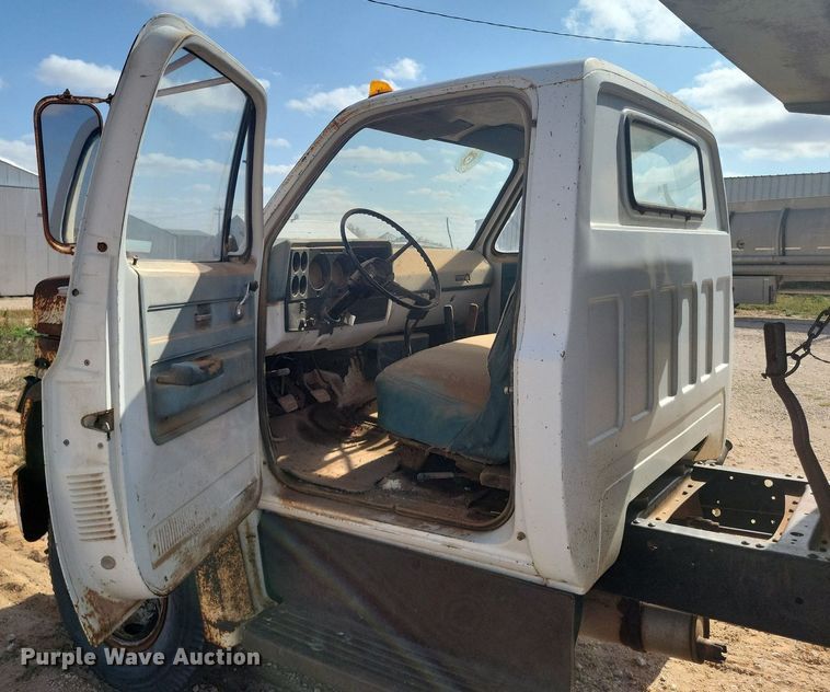 image for item LG9340 1974 GMC 6000  dump truck