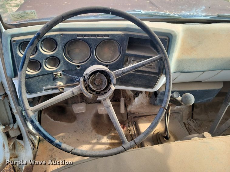 image for item LG9340 1974 GMC 6000  dump truck