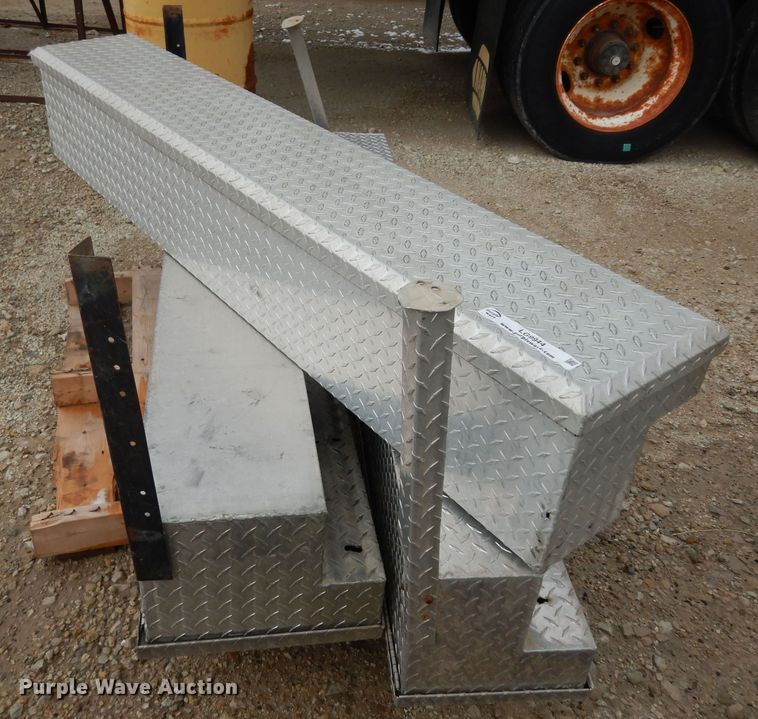 image for item LG9944 (3) toolboxes