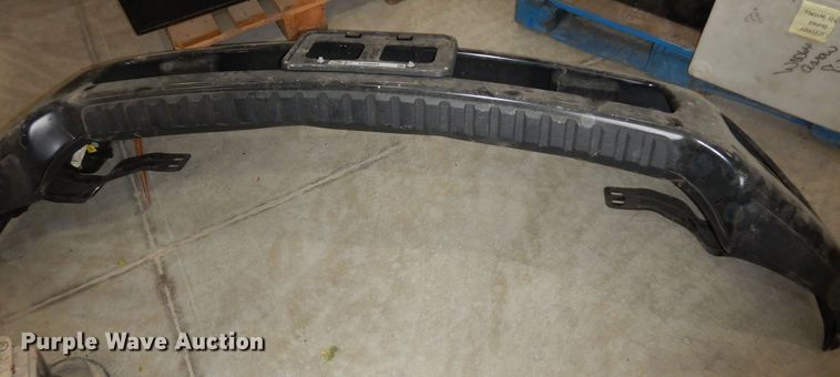 image for item LG9957 2014 Ford F350  front bumper