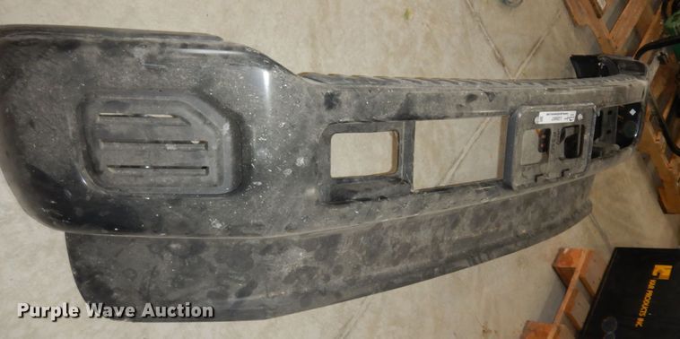 image for item LG9957 2014 Ford F350  front bumper