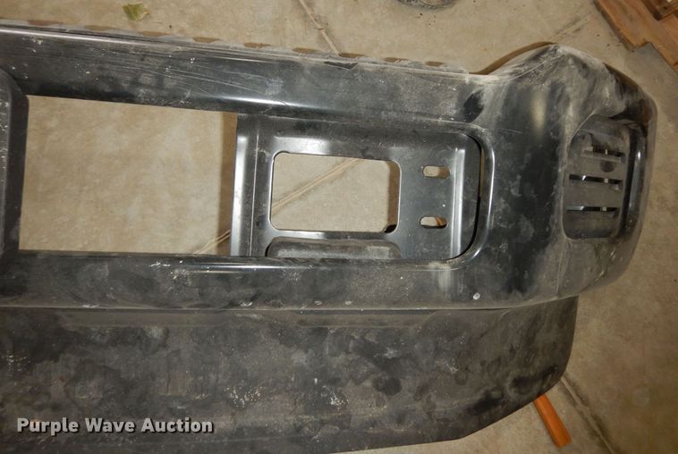 image for item LG9957 2014 Ford F350  front bumper