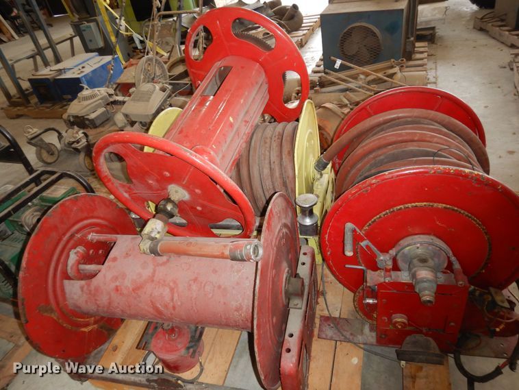 image for item LG9958 (4) hose reels