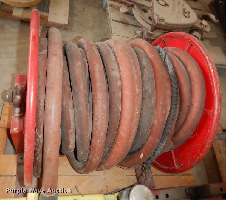 image for item LG9958 (4) hose reels