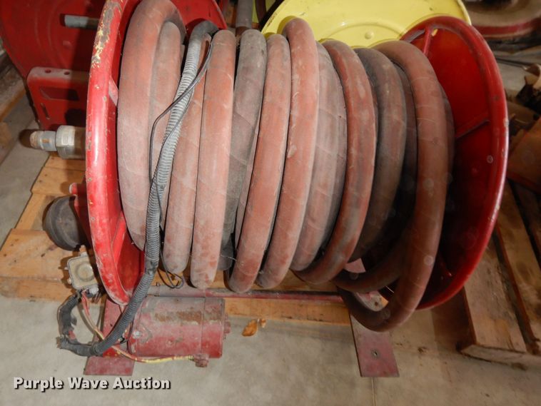 image for item LG9958 (4) hose reels