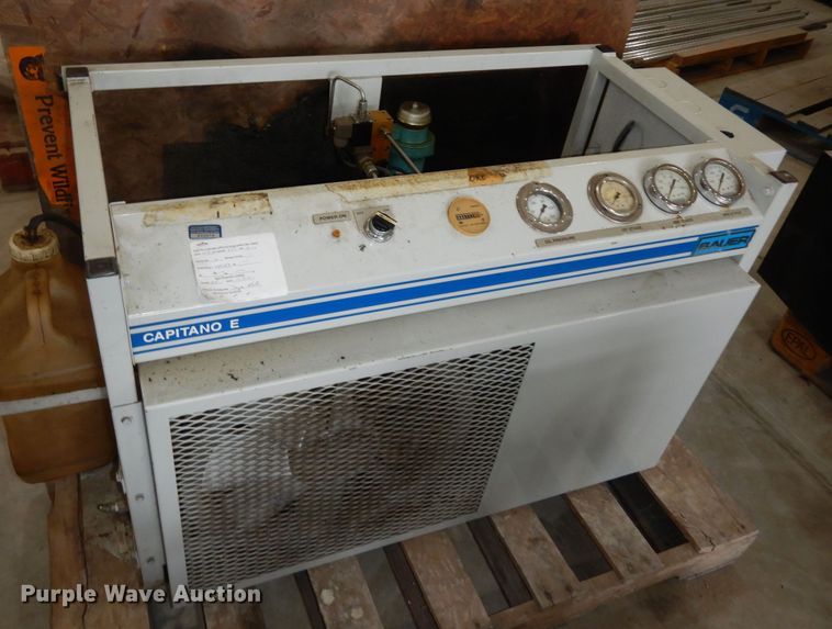 image for item LG9971 Bauer Compressors Capilano E  compressor