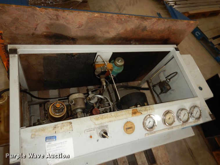 image for item LG9971 Bauer Compressors Capilano E  compressor