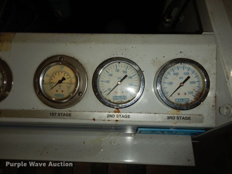 image for item LG9971 Bauer Compressors Capilano E  compressor