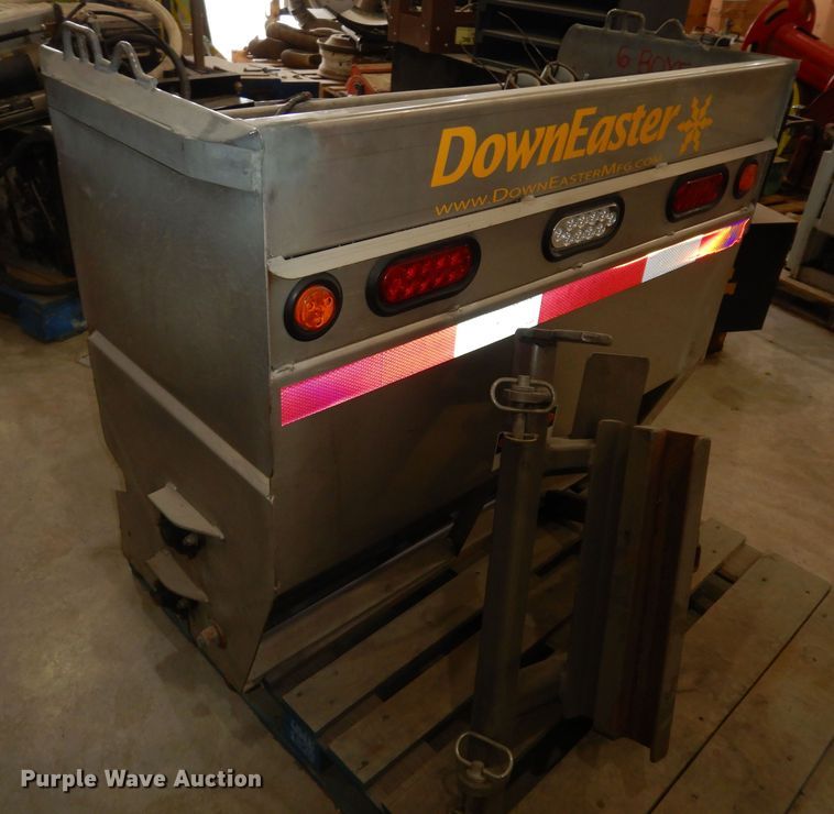 image for item LG9973 DownEaster  spreader