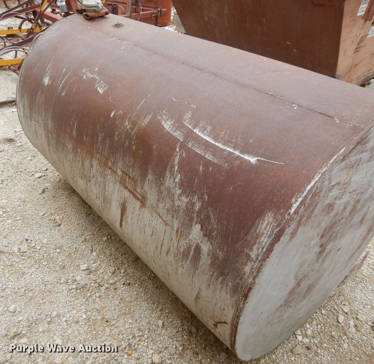 image for item LG9974 Fuel tank