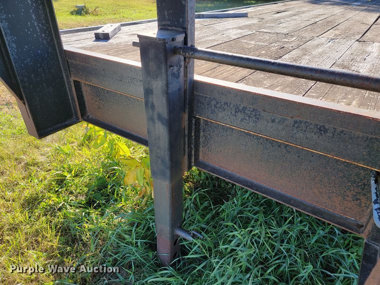 image for item LL9540 1997 DCT  equipment trailer