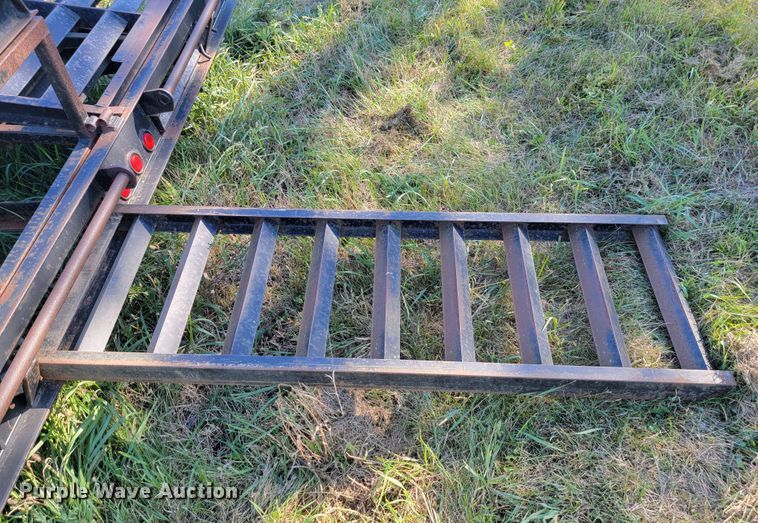 image for item LL9540 1997 DCT  equipment trailer