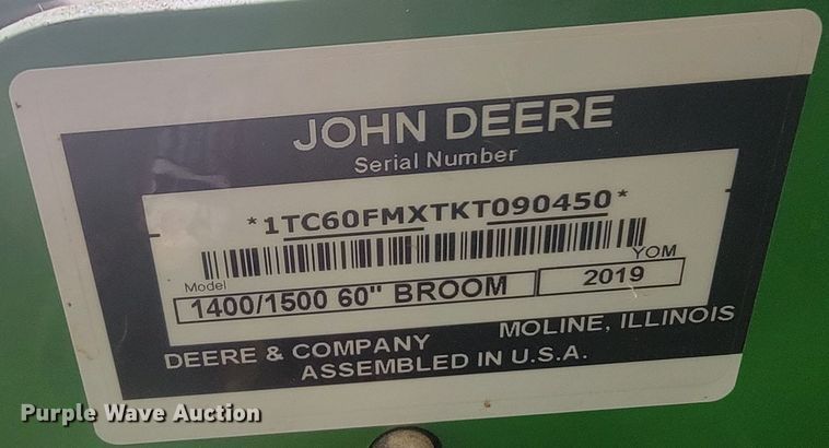 image for item LL9689 2019 John Deere 1400/1500  broom