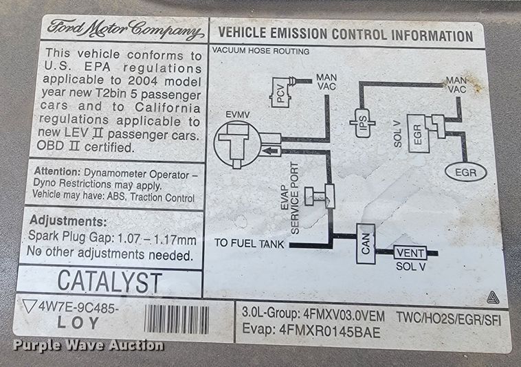 image for item LL9692 2004 Ford Taurus LX