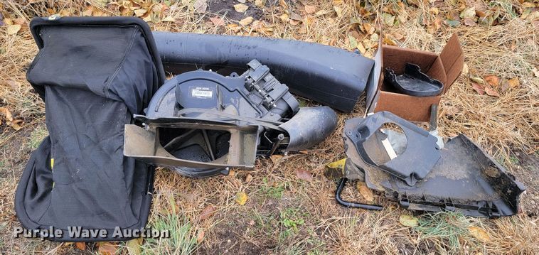 image for item LL9693 John Deere Z445  ZTR lawn mower