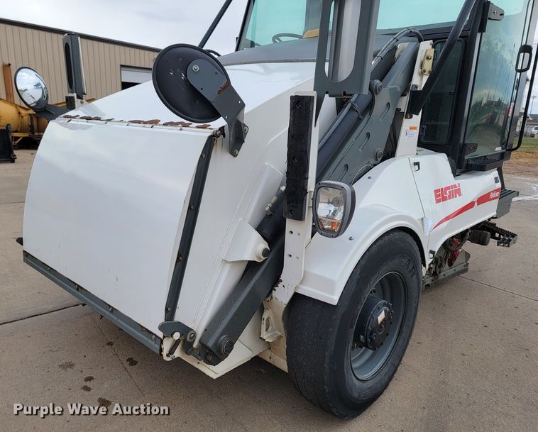 image for item LL9694 2016 Elgin Pelican street sweeper