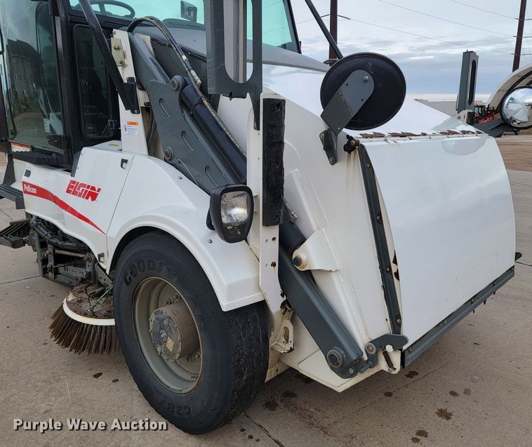 image for item LL9694 2016 Elgin Pelican street sweeper