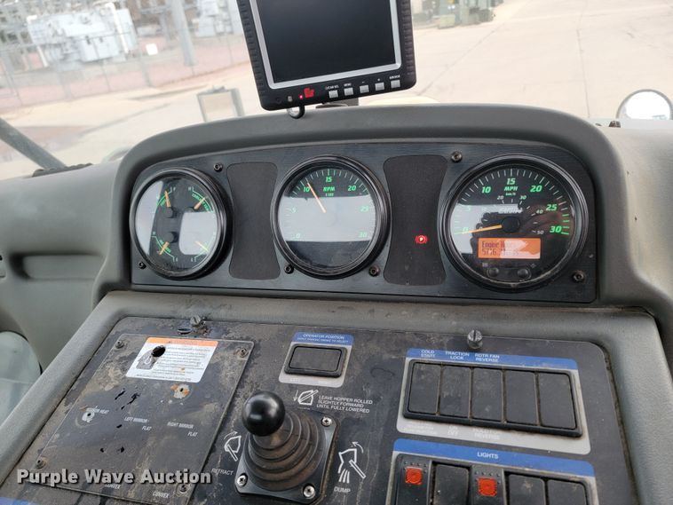 image for item LL9694 2016 Elgin Pelican street sweeper