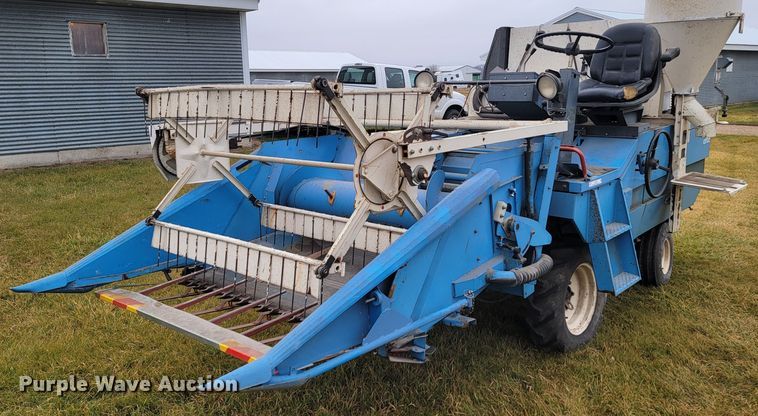 image for item LL9725 1989 Wintersteiger Nurserymaster Elite  plot combine