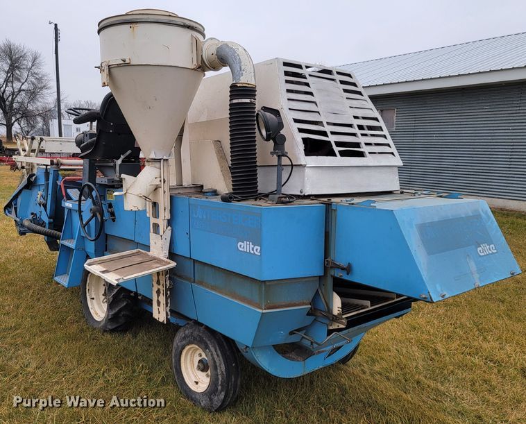 image for item LL9725 1989 Wintersteiger Nurserymaster Elite  plot combine