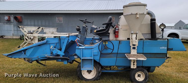 image for item LL9725 1989 Wintersteiger Nurserymaster Elite  plot combine