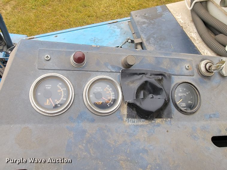 image for item LL9725 1989 Wintersteiger Nurserymaster Elite  plot combine