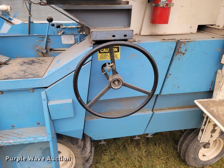 image for item LL9725 1989 Wintersteiger Nurserymaster Elite  plot combine