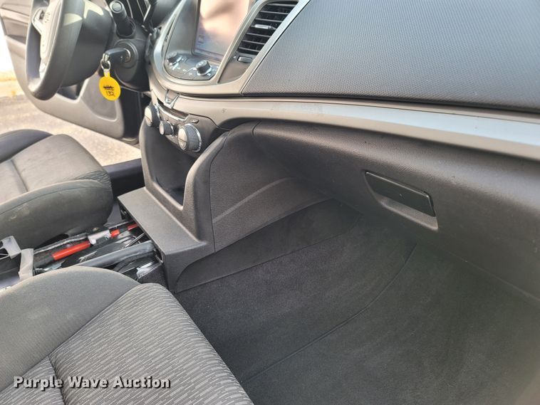 image for item LN9717 2015 Chevrolet Caprice Police