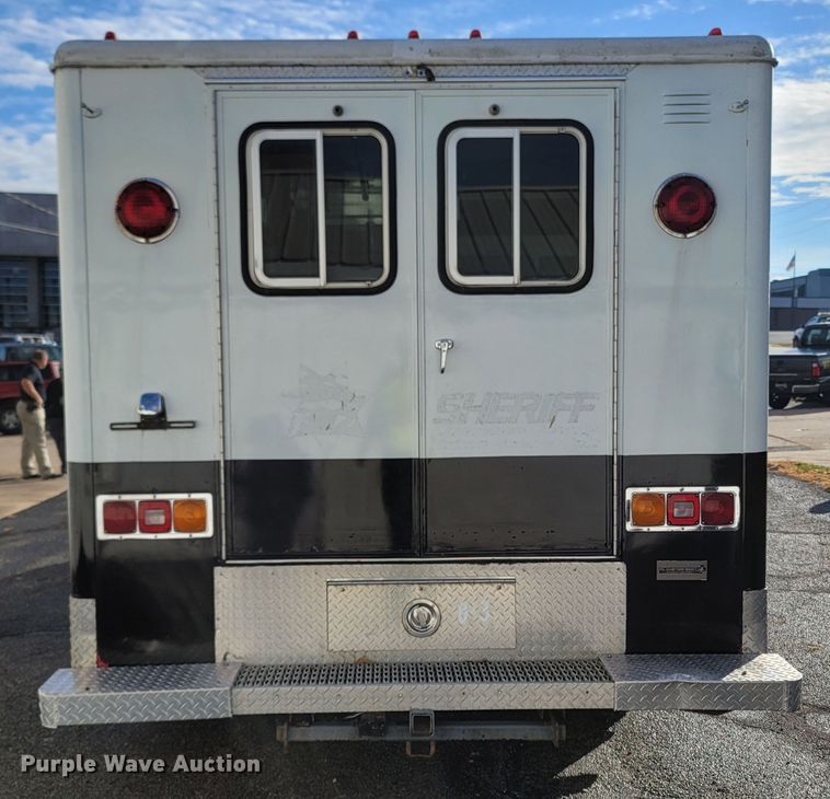 image for item LN9719 1991 Ford F350  ambulance