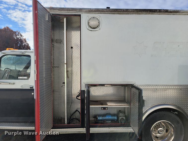 image for item LN9719 1991 Ford F350  ambulance