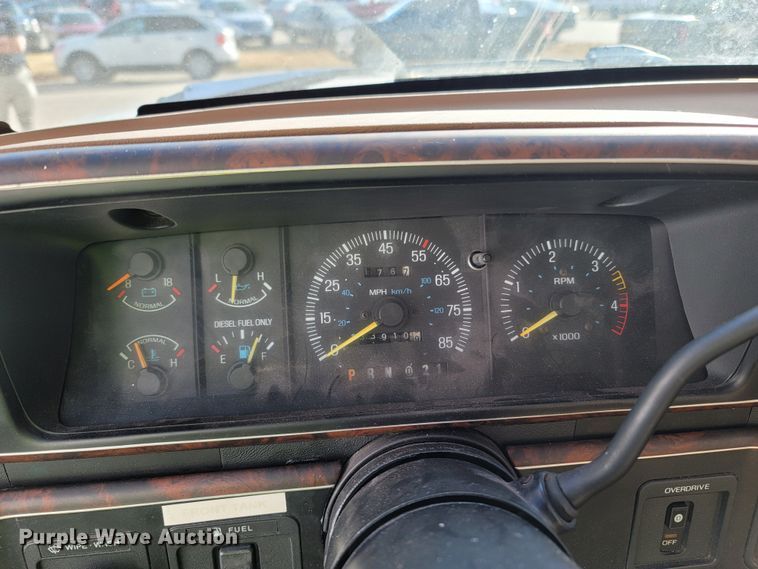 image for item LN9719 1991 Ford F350  ambulance