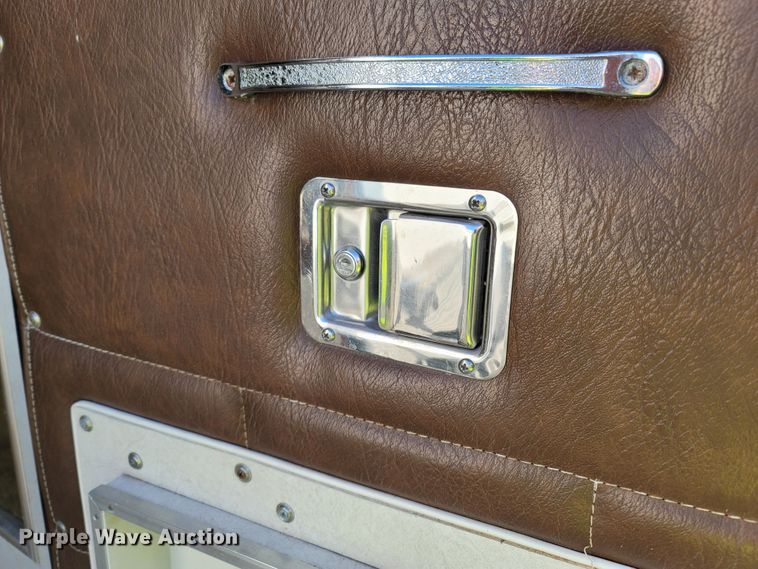 image for item LN9719 1991 Ford F350  ambulance