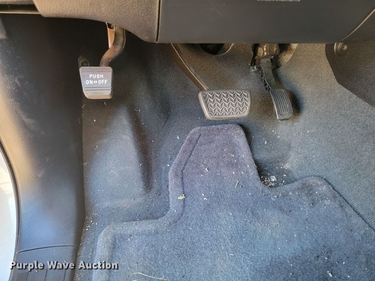 image for item LO9098 2014 Toyota Tundra  Double Cab pickup truck